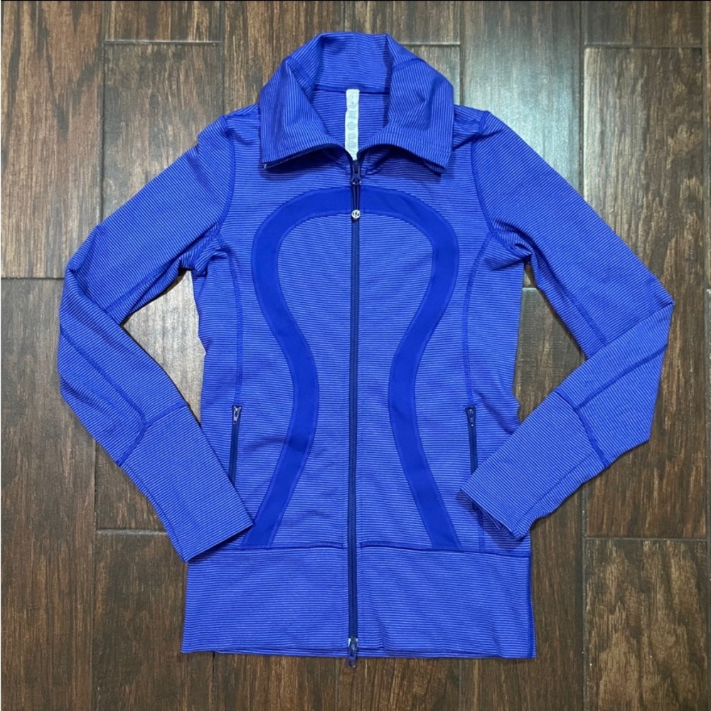lululemon define jacket size 4